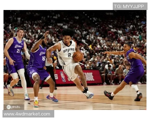 尼克斯与爵士精彩对决录像回放全场精彩瞬间分析与解读 尼克斯与爵士精彩对决录像回放全场精彩瞬间分析与解读