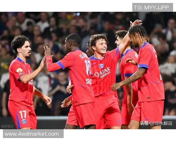 巴塞罗那与巴黎圣日尔曼高清对决精彩回顾与分析 巴塞罗那与巴黎圣日尔曼高清对决精彩回顾与分析